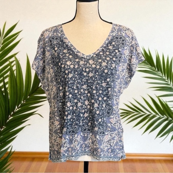 Lucky Brand Blue Floral Boho Short Sleeve Top - Size M - Picture 1 of 11